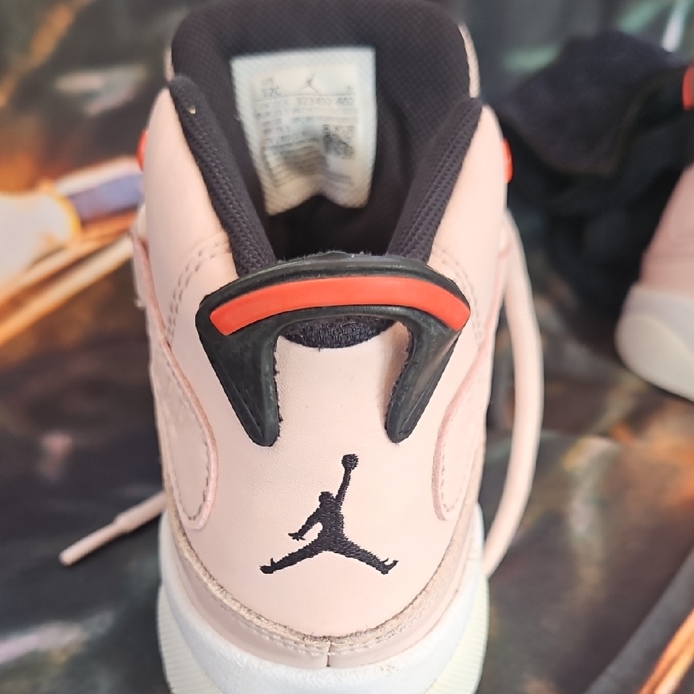 Jordan Kids Sneakers in Light Pink and Black